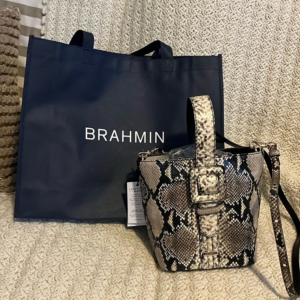 NWOT BRAHMIN Faith Caviar Felix Genuine Leather